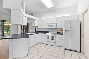 107 Larchmont Terrace W, Sebastian, FL 32958 - Photo 15