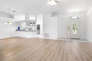 107 Larchmont Terrace W, Sebastian, FL 32958 - Photo 9