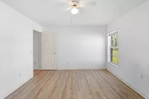 107 Larchmont Terrace W, Sebastian, FL 32958 - Photo 21