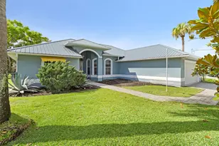107 Larchmont Terrace W, Sebastian, FL 32958 - Photo 1