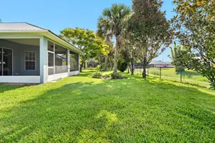 107 Larchmont Terrace W, Sebastian, FL 32958 - Photo 35