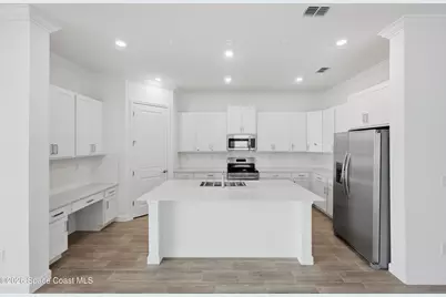 923 Veronese Place NW, Palm Bay, FL 32907 - Photo 3