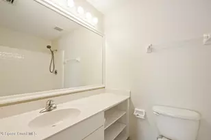 2082 Foxwood Dr, Melbourne, FL 32935 - Photo 7