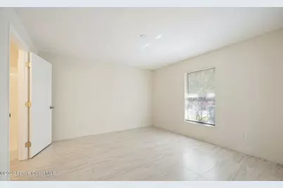 2082 Foxwood Drive, Melbourne, FL 32935 - Photo 9