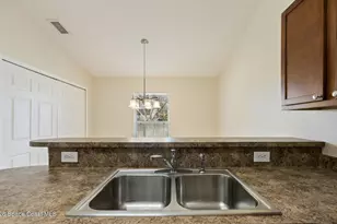 2082 Foxwood Dr, Melbourne, FL 32935 - Photo 5