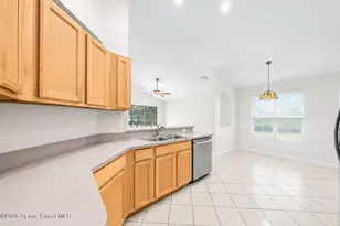 541 Morning Cove Cir SE, Palm Bay, FL 32909 - Photo 15