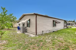 949 Laurel Cir, Barefoot Bay, FL 32976 - Photo 35