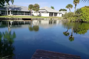 2575 Palm Lake Dr, Merritt Island, FL 32952 - Photo 5
