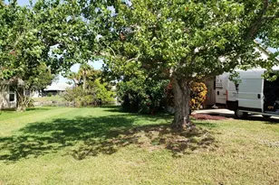2575 Palm Lake Dr, Merritt Island, FL 32952 - Photo 3