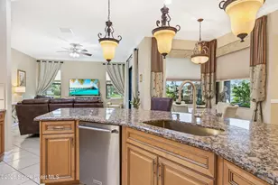 5574 49th Ave, Vero Beach, FL 32967 - Photo 11