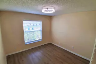 660 Wickham Lakes Dr, Melbourne, FL 32940 - Photo 15