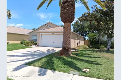 660 Wickham Lakes Drive, Melbourne, FL 32940 - Photo 27