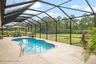 4239 Gardenwood Cir, Grant-Valkaria, FL 32949 - Photo 3
