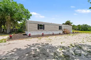 2075 Parrish Rd, Titusville, FL 32796 - Photo 3