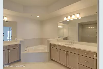 1465 S Harbor City Boulevard #204, Melbourne, FL 32901 - Photo 13