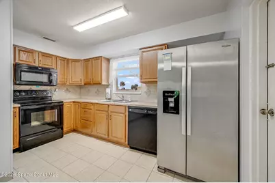 4304 London Town Road #D224, Titusville, FL 32796 - Photo 9