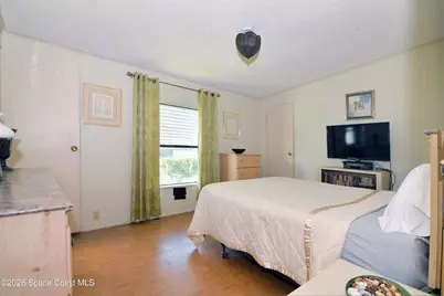 642 Periwinkle Circle, Barefoot Bay, FL 32976 - Photo 11