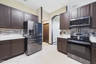567 Mimosa St SW, Palm Bay, FL 32908 - Photo 23
