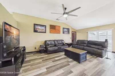 567 Mimosa Street SW, Palm Bay, FL 32908 - Photo 13