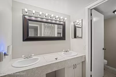 1812 Vista Oaks Circle NE, Palm Bay, FL 32905 - Photo 15