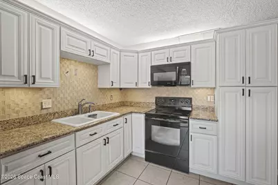 1812 Vista Oaks Circle NE, Palm Bay, FL 32905 - Photo 9