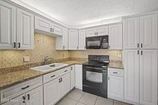 1812 Vista Oaks Cir NE, Palm Bay, FL 32905 - Photo 9