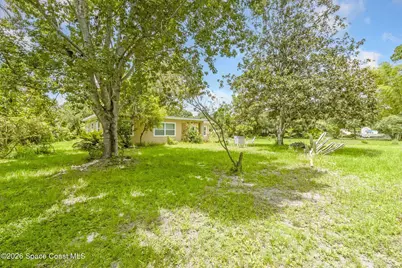 175 NW Valencia Road, Melbourne, FL 32904 - Photo 1