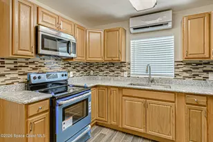 175 NW Valencia Rd, Melbourne, FL 32904 - Photo 9