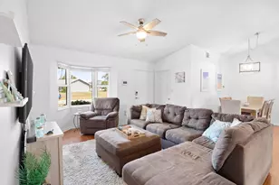 1298 Campo Ave NW, Palm Bay, FL 32907 - Photo 7