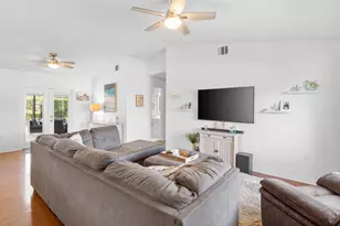 1298 Campo Ave NW, Palm Bay, FL 32907 - Photo 5