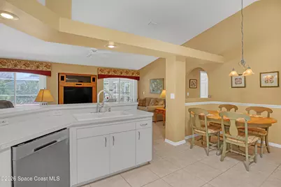 872 Hunters Creek Drive, Melbourne, FL 32904 - Photo 9