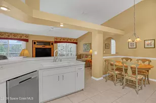 872 Hunters Creek Dr, Melbourne, FL 32904 - Photo 9
