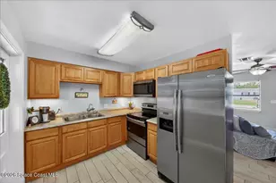 2139 Smathers Cir N, Melbourne, FL 32935 - Photo 11