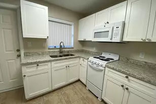 128 Adams Ave, Cape Canaveral, FL 32920 - Photo 7