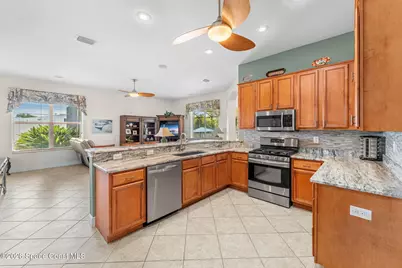 122 Windward Way, Indian Harbour Beach, FL 32937 - Photo 7
