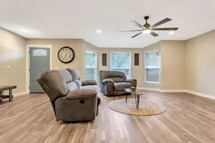 982 Waco Blvd SE, Palm Bay, FL 32909 - Photo 11