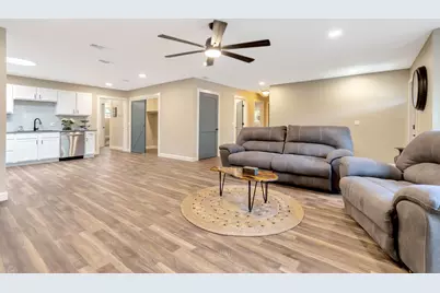 982 Waco Boulevard SE, Palm Bay, FL 32909 - Photo 9