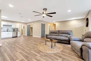 982 Waco Blvd SE, Palm Bay, FL 32909 - Photo 9