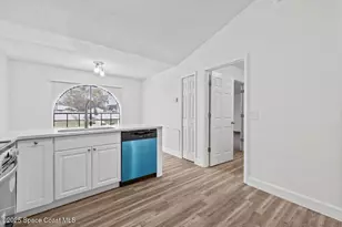 1051 Flower St NW, Palm Bay, FL 32907 - Photo 21