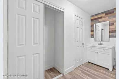 1051 Flower Street NW, Palm Bay, FL 32907 - Photo 31