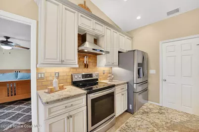 1467 Higbee Street SE, Palm Bay, FL 32909 - Photo 11