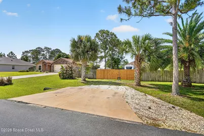 1467 Higbee Street SE, Palm Bay, FL 32909 - Photo 3