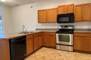 3676 Mt Carmel Ln, Melbourne, FL 32901 - Photo 5