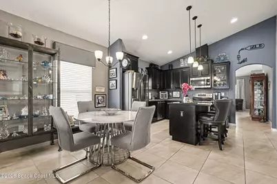 2365 Snapdragon Drive NW, West Melbourne, FL 32904 - Photo 9