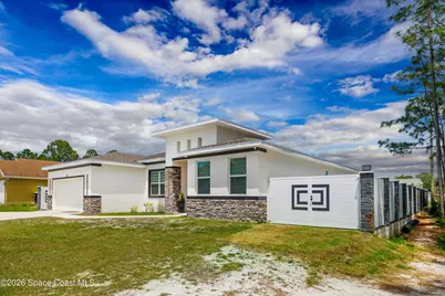 457 Tillman Avenue SW, Palm Bay, FL 32908 - Photo 3