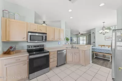 2291 Bridgeport Circle, Rockledge, FL 32955 - Photo 17