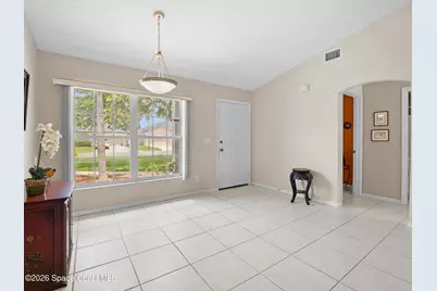 953 Del Mar Circle, Melbourne, FL 32904 - Photo 5