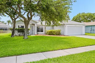 953 Del Mar Cir, Melbourne, FL 32904 - Photo 3