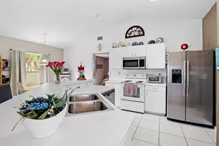 953 Del Mar Cir, Melbourne, FL 32904 - Photo 11