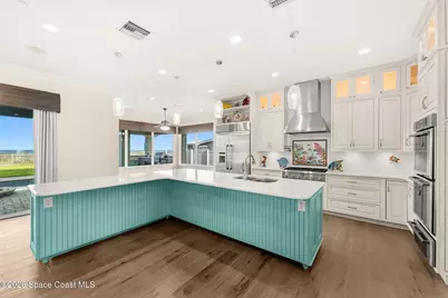 515 S Atlantic Avenue, Cocoa Beach, FL 32931 - Photo 17